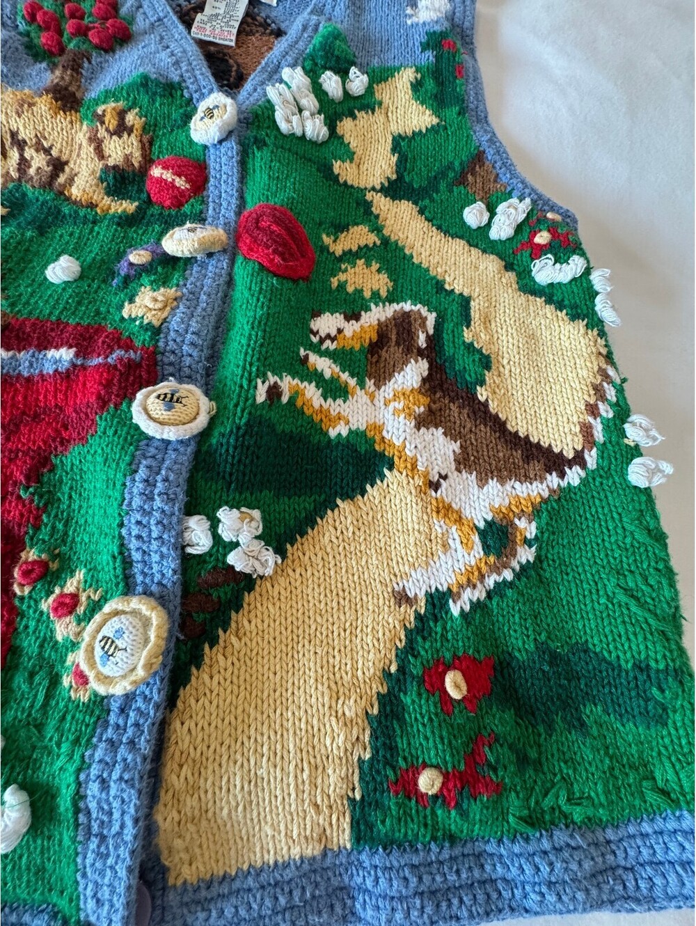 Vintage Eagle's Eye Collectibles Large Hand-Knit Vest with Dog and Park Motif - Picture 6 of 9